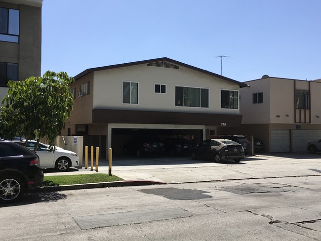 918 S Bedford St in Los Angeles, CA - Foto de edificio - Building Photo