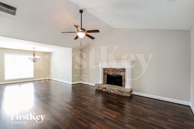 1417 Greenridge Way in Loganville, GA - Building Photo - Building Photo