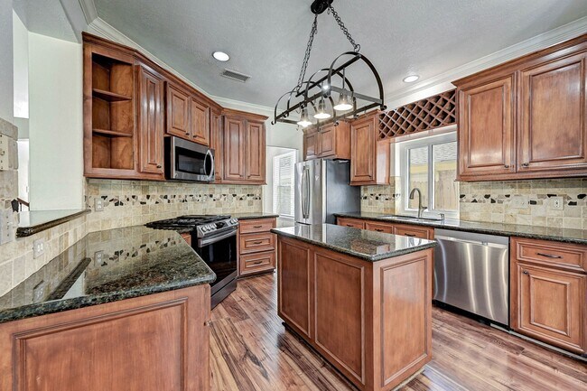 15127 Trumpet Vine Ln