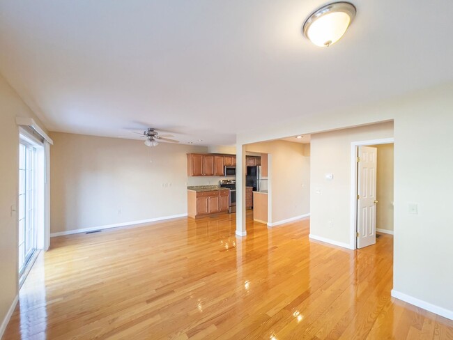 101-1110 River View Ln in Norwich, CT - Building Photo - Building Photo