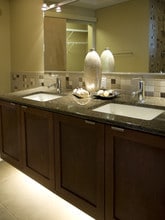 The Excelsior at Crocker Park in Westlake, OH - Foto de edificio - Building Photo