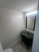 19162 Bob-O-Link Dr in Hialeah, FL - Building Photo - Building Photo