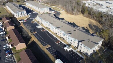 Limestone Trail Apartments in Lebanon, TN - Foto de edificio - Building Photo