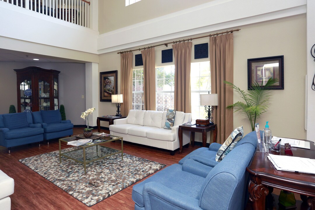 Lewisville Estates- Senior Living at Ease in Lewisville, TX - Foto de edificio