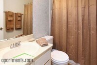 Le Chateau Apartments - 6