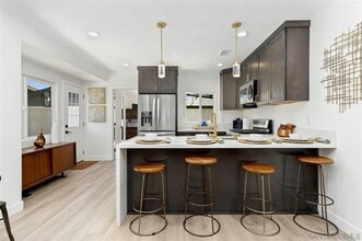 1059 Johnson Ave in San Diego, CA - Building Photo - Building Photo