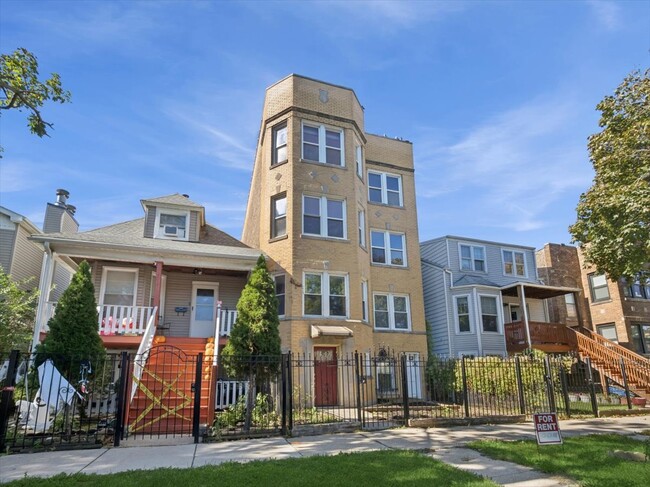 property at 4720 N Springfield Ave