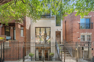 2031 W Coulter St in Chicago, IL - Building Photo - Building Photo
