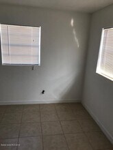 291 6th Dr SW in Vero Beach, FL - Building Photo - Building Photo