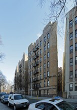 75 W Mosholu N in Bronx, NY - Foto de edificio - Building Photo