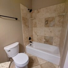 300 Knights Row in Cottonwood Shores, TX - Building Photo - Building Photo