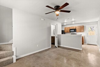 304 Blair St in Killeen, TX - Building Photo - Building Photo