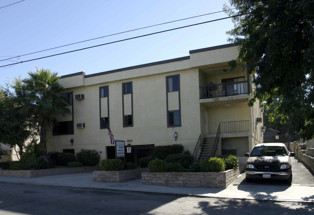 McClemont Ave Apartments in Tujunga, CA - Building Photo