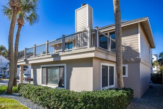 2008 Ocean Dr S in Jacksonville Beach, FL - Building Photo - Building Photo