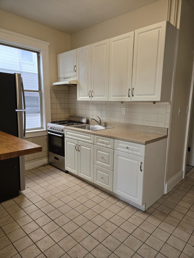 436 Anderson Ave in Cliffside Park, NJ - Building Photo - Building Photo