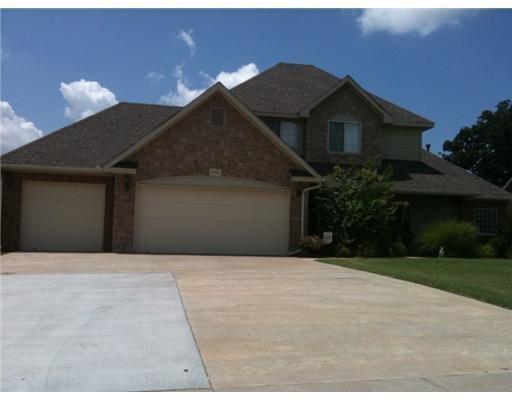 property at 2506 S Greens Way