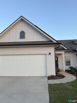 159 Little Britain St in Madison, AL - Building Photo