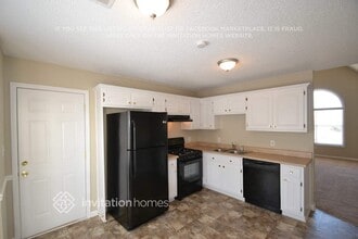 1500 N Hampton Ct in Hampton, GA - Building Photo - Building Photo