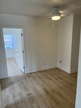 3821 Edna Pl in San Diego, CA - Building Photo - Building Photo