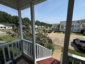 104 Piccadilly Ct in Clayton, NC - Building Photo - Building Photo