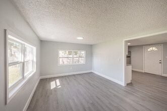 322 Idaho Ave in Lakeland, FL - Building Photo - Building Photo