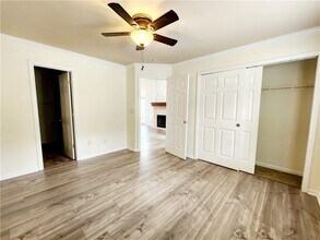 645 Crossbridge Alley in Alpharetta, GA - Building Photo - Building Photo