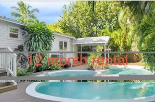 2911 Seidenberg Ave in Key West, FL - Building Photo