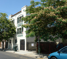 950 East St Apartments