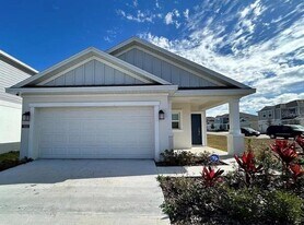 1835 Weir Blvd in Davenport, FL - Building Photo