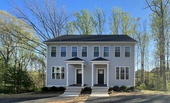 791 Country Green Rd in Charlottesville, VA - Building Photo