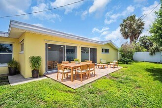 4200 49th Ave S in St. Petersburg, FL - Building Photo - Building Photo