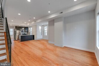 2401 Carpenter St in Philadelphia, PA - Building Photo - Building Photo