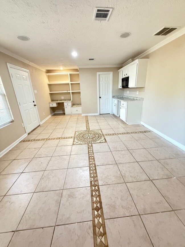 22610 Smokey Hill Dr