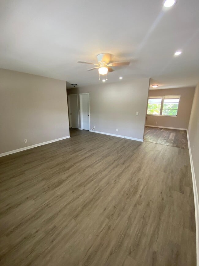 property at 612 Prosperity Farms Rd