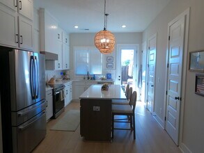 1128 Windsor Sq in Birmingham, AL - Building Photo - Building Photo