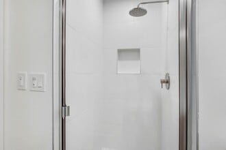 3099 Ginger Ave in Costa Mesa, CA - Foto de edificio - Building Photo