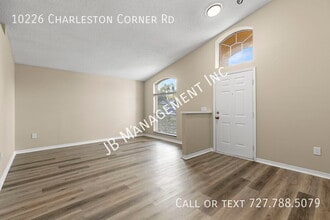 10226 Charleston Corner Rd in Tampa, FL - Building Photo - Building Photo