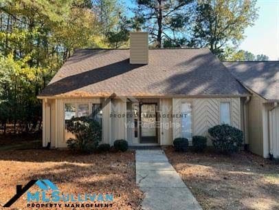property at 118 Woodbridge Ln