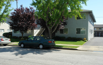 1632 Ontario Dr in Sunnyvale, CA - Building Photo - Building Photo