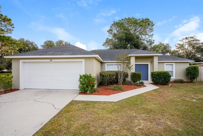 property at 402 S Dixie Dr
