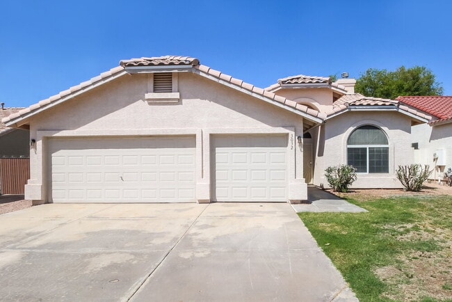 property at 3032 N Silverado