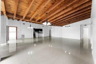 6614 SW 114th Pl in Miami, FL - Building Photo - Building Photo