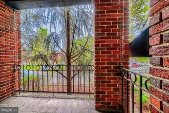 2202 Park Ave in Baltimore, MD - Building Photo - Building Photo