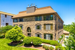 3667 Grand Ave in Des Moines, IA - Building Photo