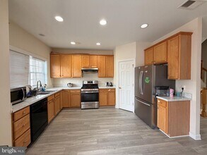 25513 Oak Medley Terrace in Aldie, VA - Building Photo - Building Photo