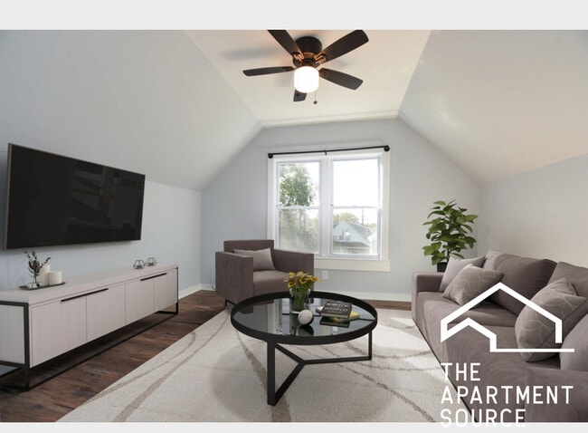 property at 5128 W Henderson St