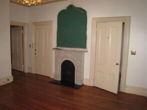 15 Howe St in Somerville, MA - Building Photo - Building Photo