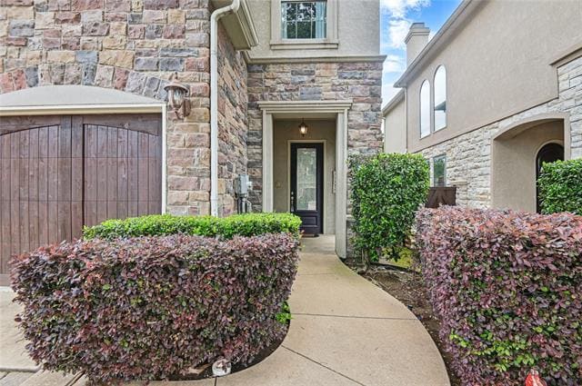 property at 2548 Fountain Cove