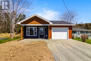 305 Petty Harbour Rd in St John's, NL - Building Photo