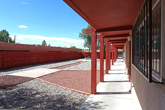 3407 Anderson Ave SE in Albuquerque, NM - Building Photo - Building Photo